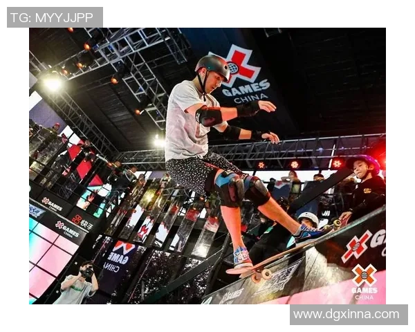 南京滑板队在极限运动联赛中以75分稳居积分榜首位