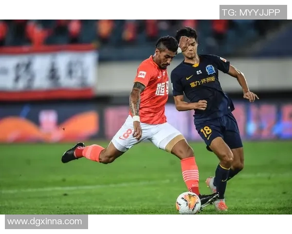 广州足球队近期状态深度对比分析及未来发展趋势探讨