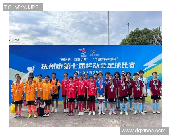 赛后分析:上海足球队与北京足球队战术对决的深度解读与反思 赛后分析:上海足球队与北京足球队战术对决的深度解读与反思