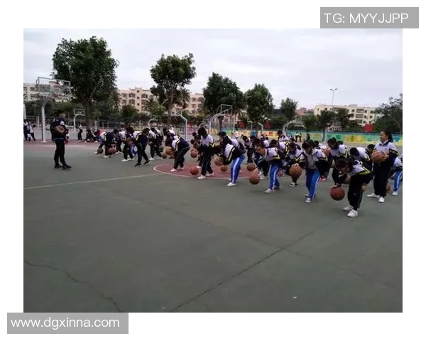 超级足球明星在比赛中失误瞬间的精彩捕捉与背后的故事解析