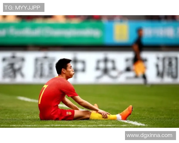 足球明星意外走光引发热议网友热衷讨论其尴尬瞬间与公众形象